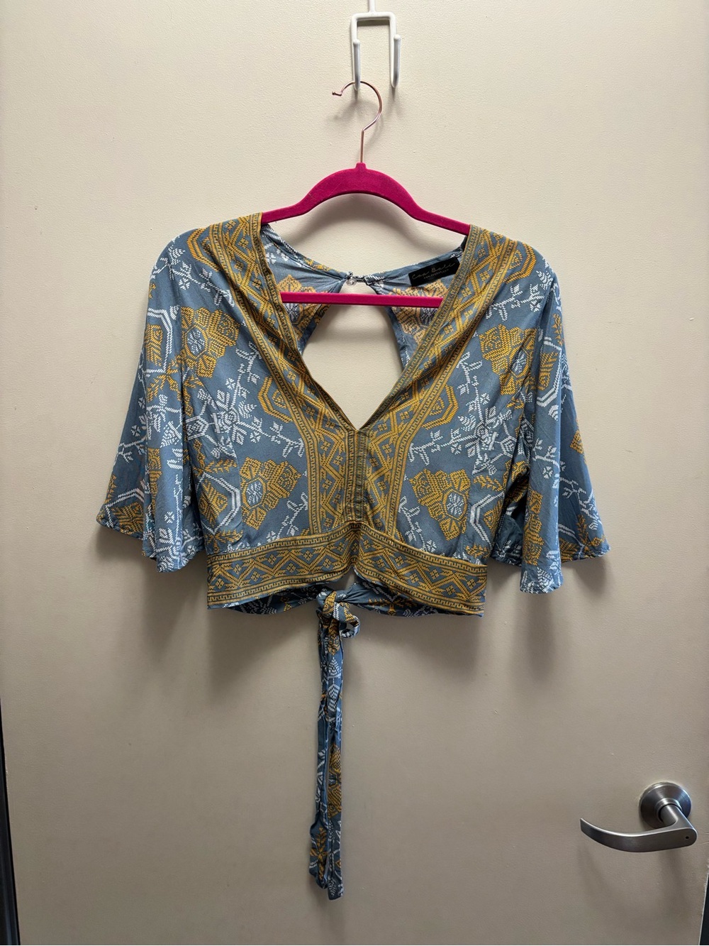 Boho back-tie V-Neck Crop Top in Blue and Mustard